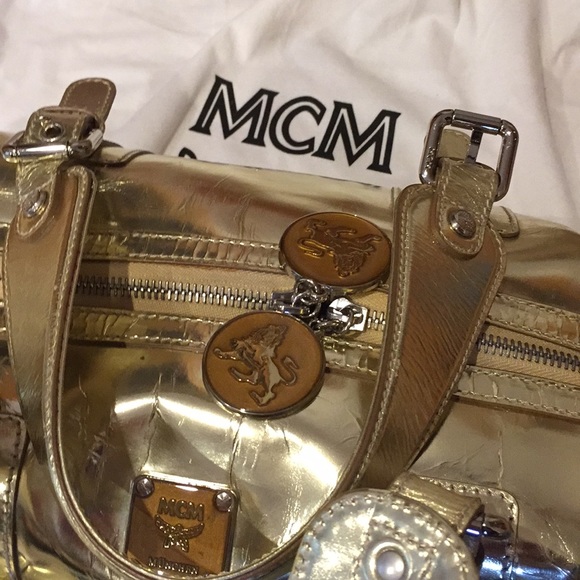 MCM New made in Italy 🦄 - Picture 8 of 13